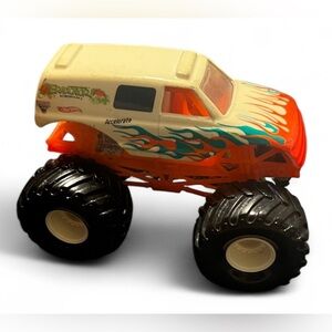 2003 HOT WHEELS MONSTER JAM 1:64 THE ERADICATOR (METAL BASE)